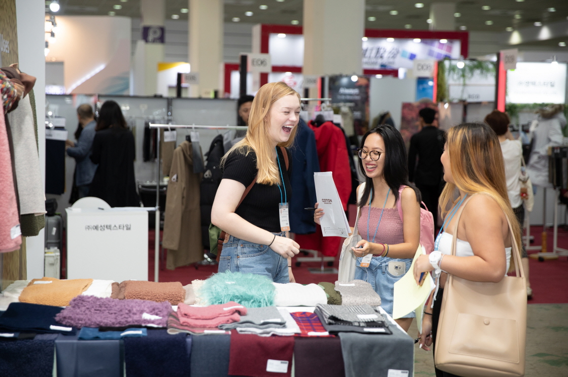 Preview in SEOUL（繊維素材専門展示会）