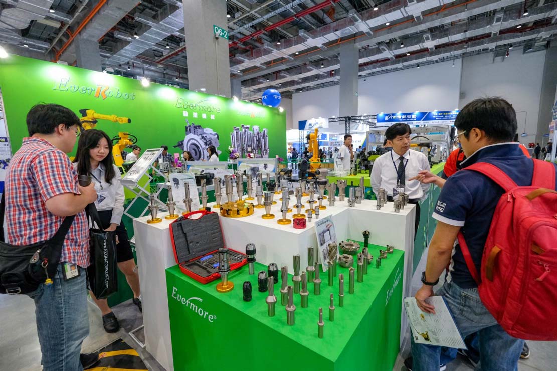 TAIROS（台北国際ロボットショー）